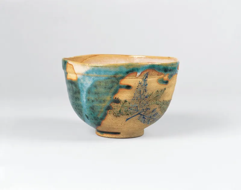 色絵忍草文茶碗