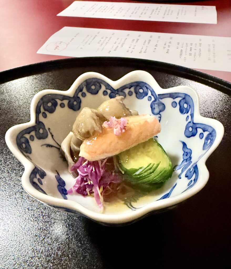 新潟古町の鍋茶屋で提供された会席料理の一品