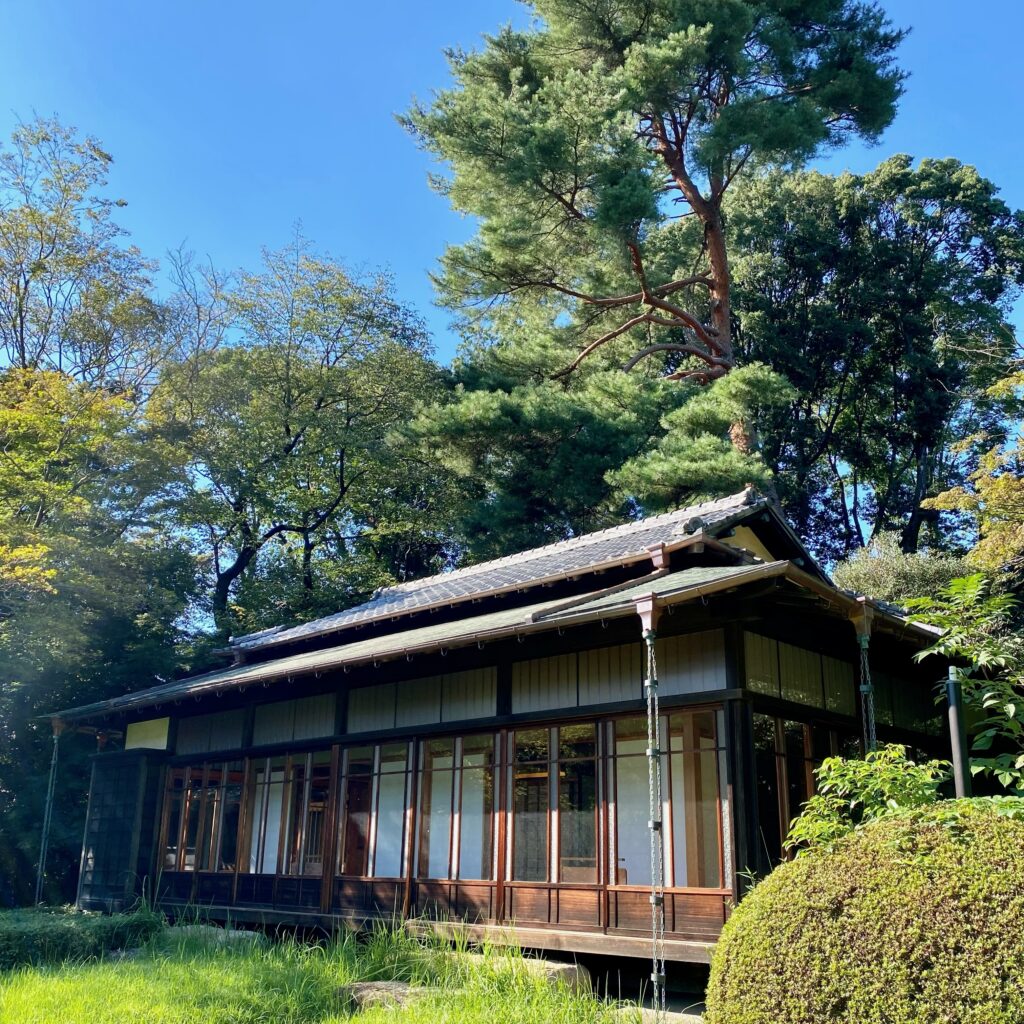 明治神宮御苑の隔雲亭外観
