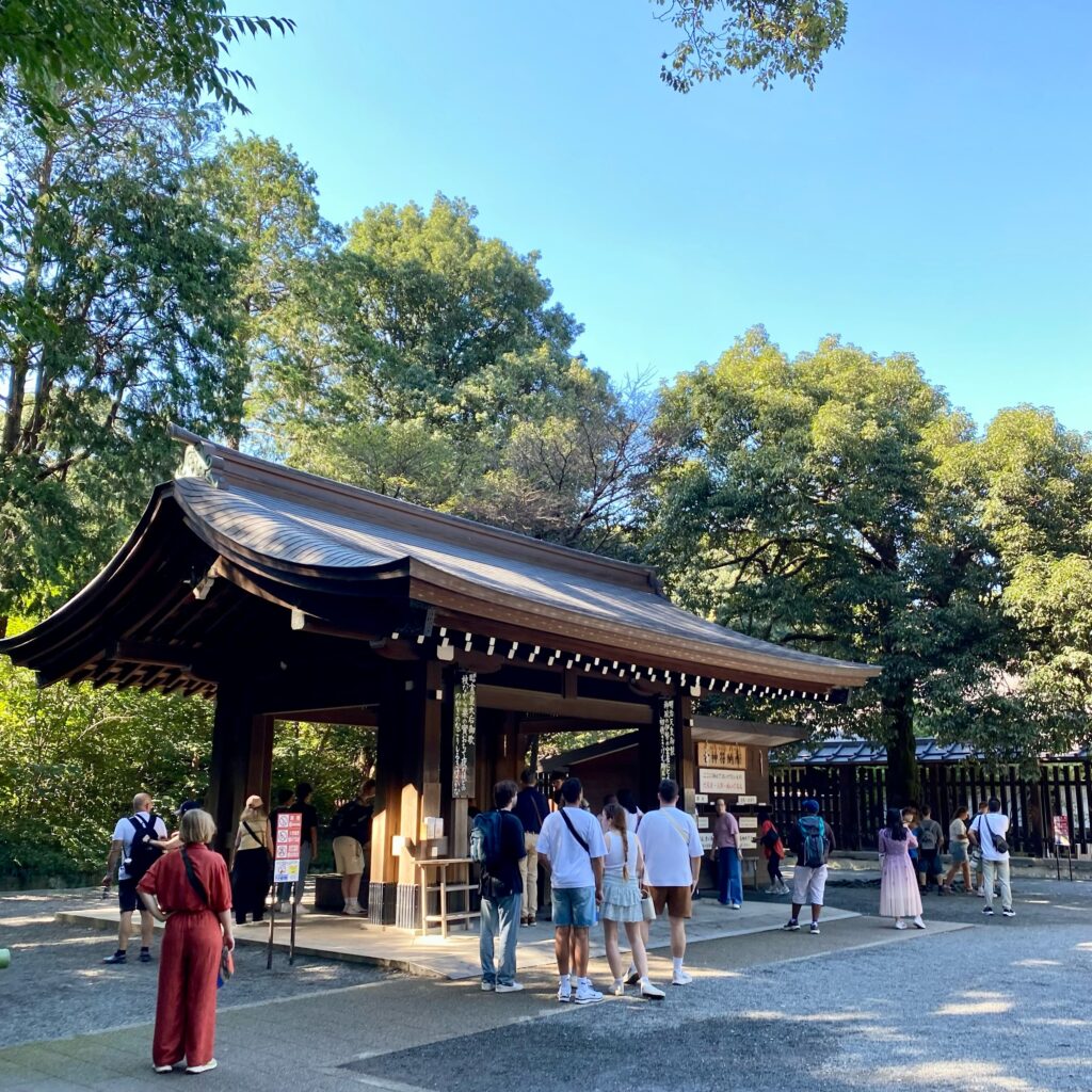 明治神宮境内の手水舎