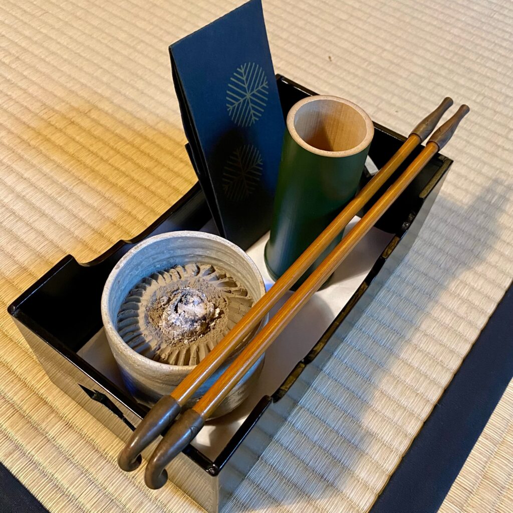 茶の湯の煙草盆